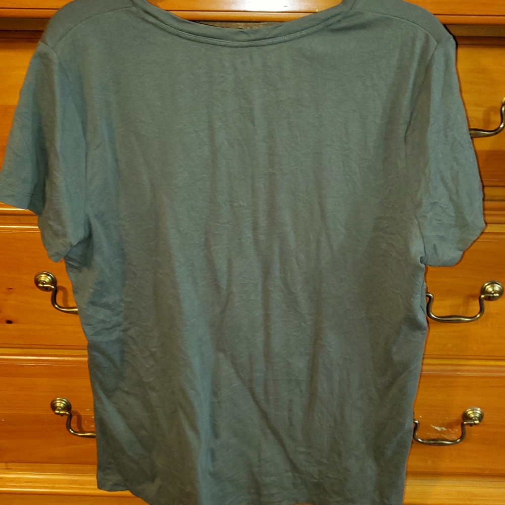 Set of Three Women's St Johns Bay V-Neck T-Shirts - Picture 4 of 8
